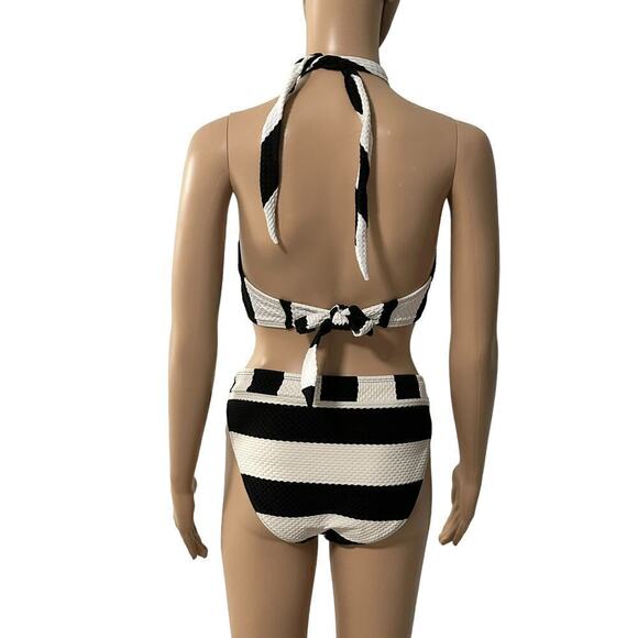 Gibson Latimer Stripped Textured Halter Bikini Top (M) with Matching Bottoms (L) - Picture 4 of 13